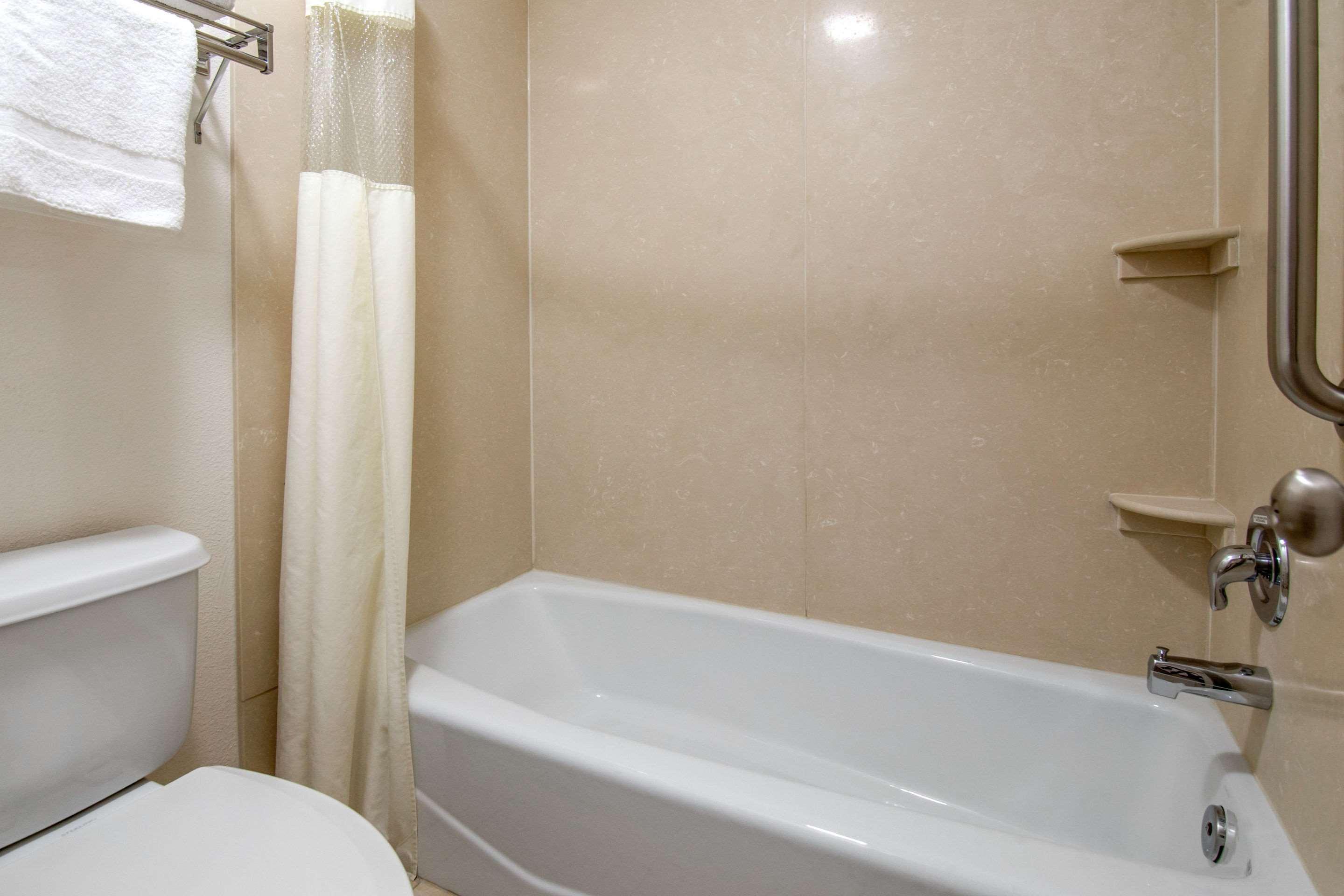 โรดเวย์ อินน์ อเดแลนโต ยูเอส 395 Adelanto ภายนอก รูปภาพ